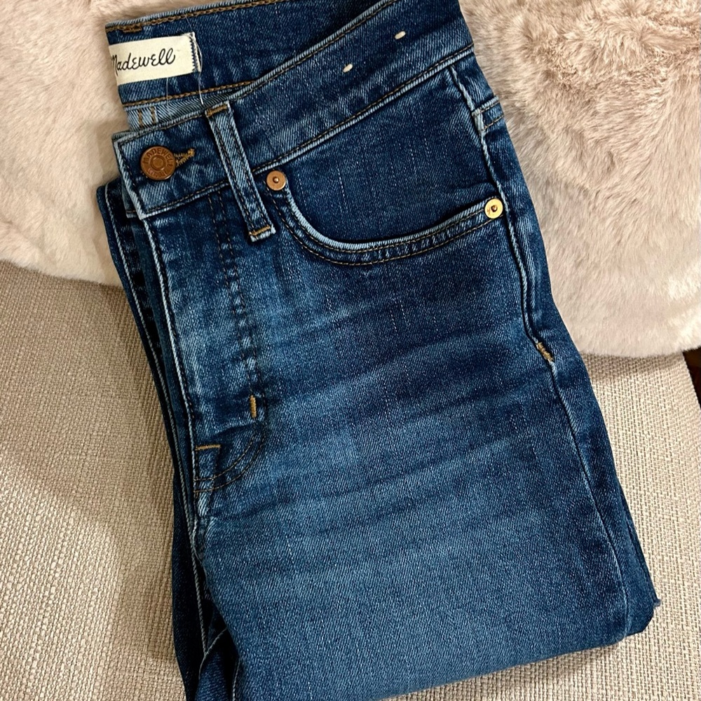 Madewell Mid-Rise Kick Out Jeans